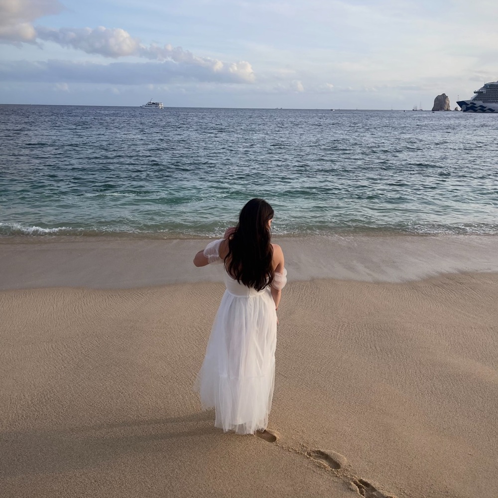 Lulu's Elegant White Dress